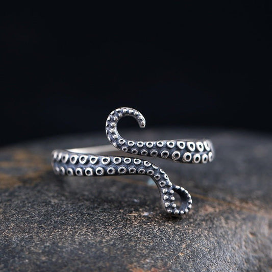 ArtisanAura Octopus Vintage Craft - The Nevermore Gothic Silver Ring