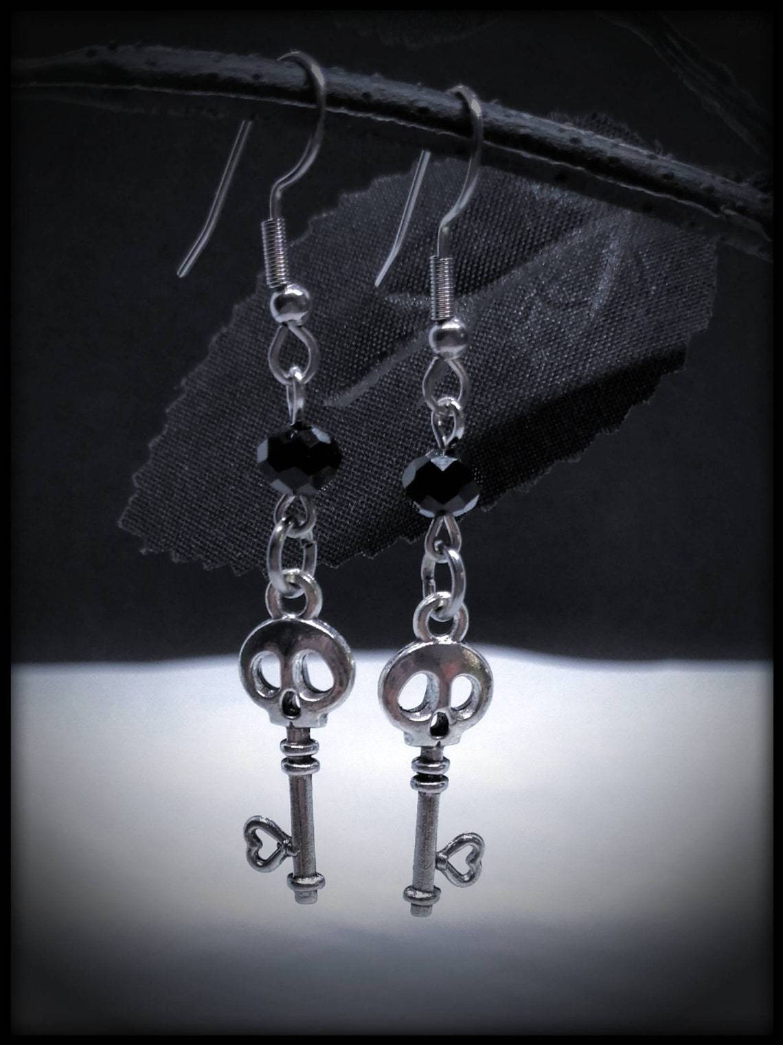 Crypt Coil Skull - The Nevermore Gothic Earrings – Unique Gothic Jewelry by Nevermore Lifestyle & Tech | Silver