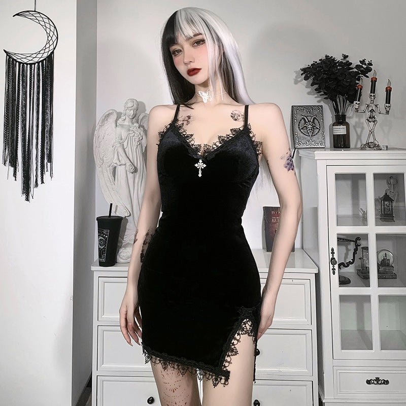 Dark Velvet - The Nevermore Gothic Dress – Unique Gothic Dresses by Nevermore Lifestyle & Tech | L Black