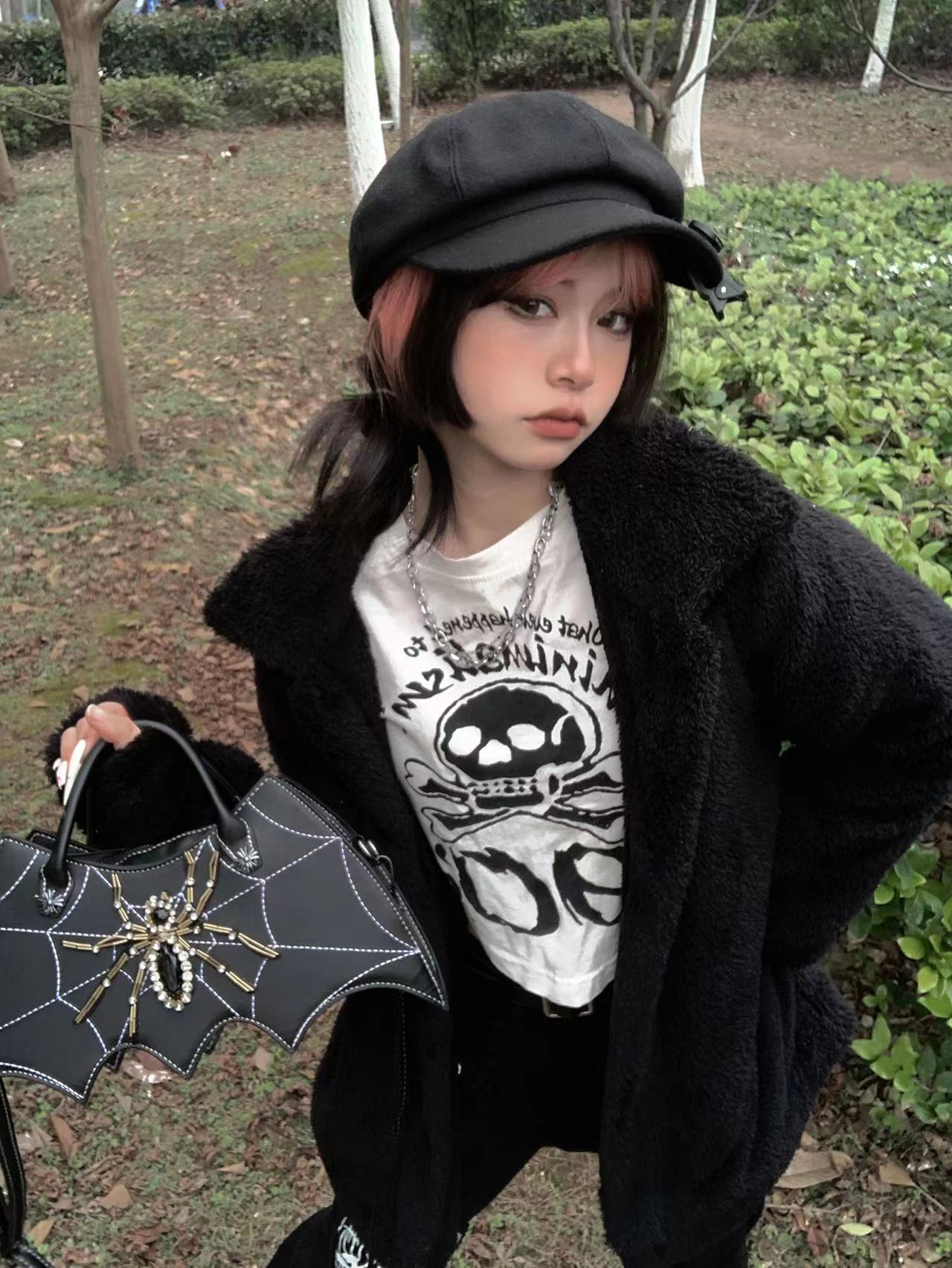 Morrigan - The Nevermore Gothic handbag Bat Spider Web Vintage Tote – Unique Gothic Accessories by Nevermore Lifestyle & Tech | Pink