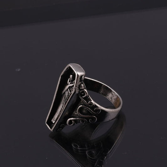 Vampire's Coffin - The Nevermore Gothic Ring – Unique Gothic Rings by Nevermore Lifestyle & Tech | Diameter1.9cm