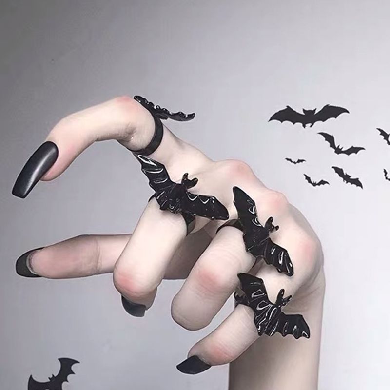 Annabelle Severed Black Bat - The Nevermore Gothic Ring