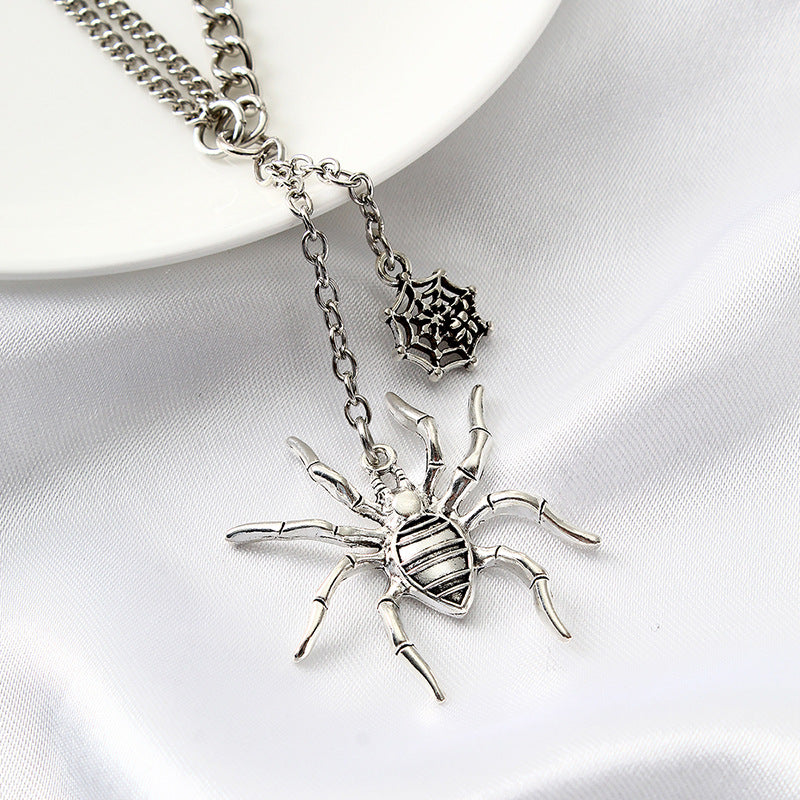 Aspen Blackthorn 2styles - The Nevermore Pendant Spider