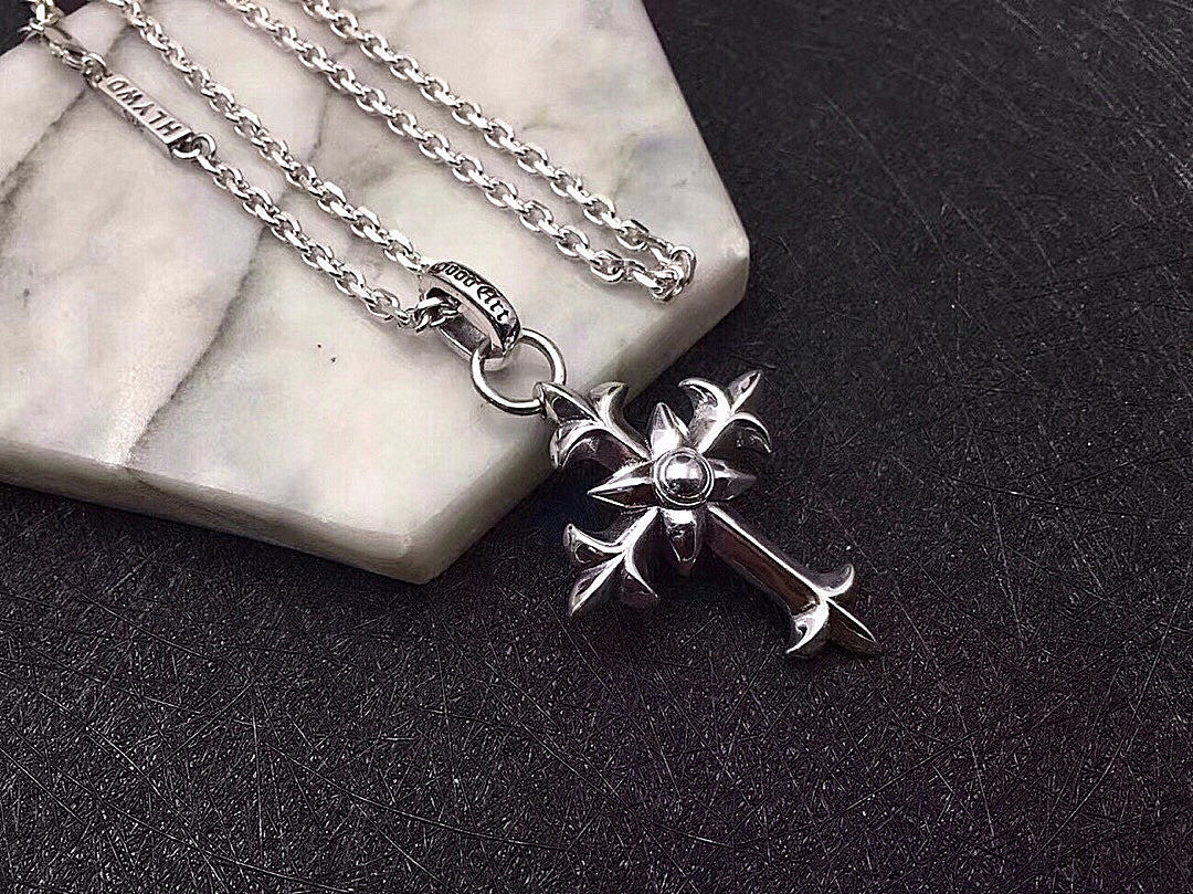 Baron Hartley Cross - The Nevermore Gothic Pendant Necklace 925 Sterling Silver