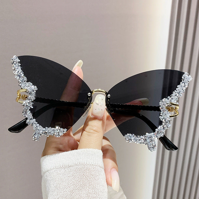 ButterflyGlow - The Nevermore Sunglasses for Women