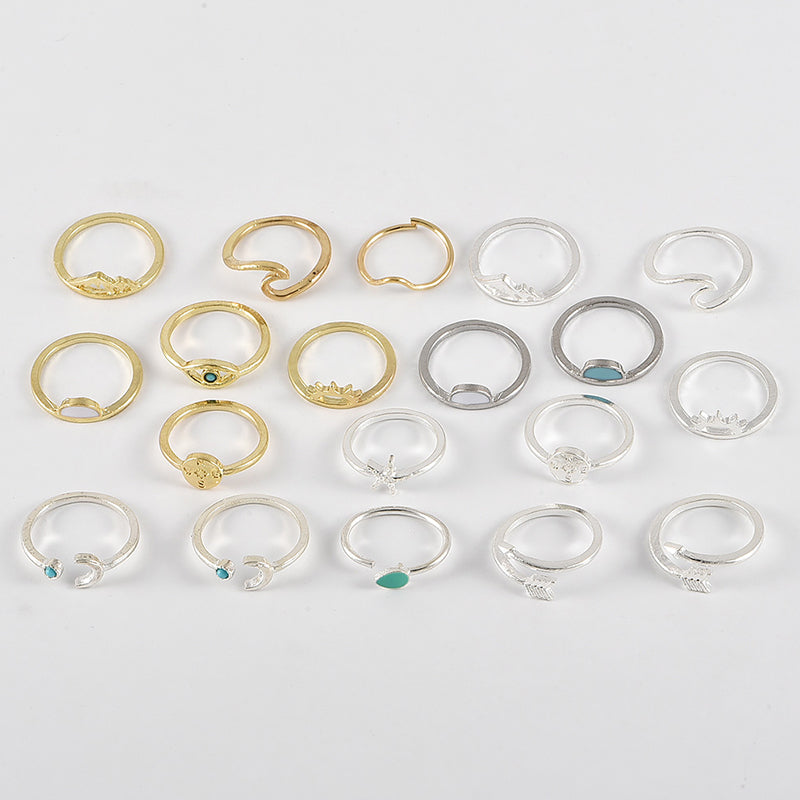 "Chic Collection" - The Nevermore Set of Women's Rings