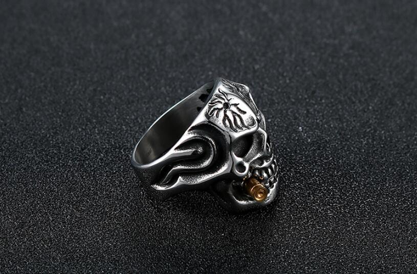 Cursed Crest - The Nevermore Gothic Men's Ring