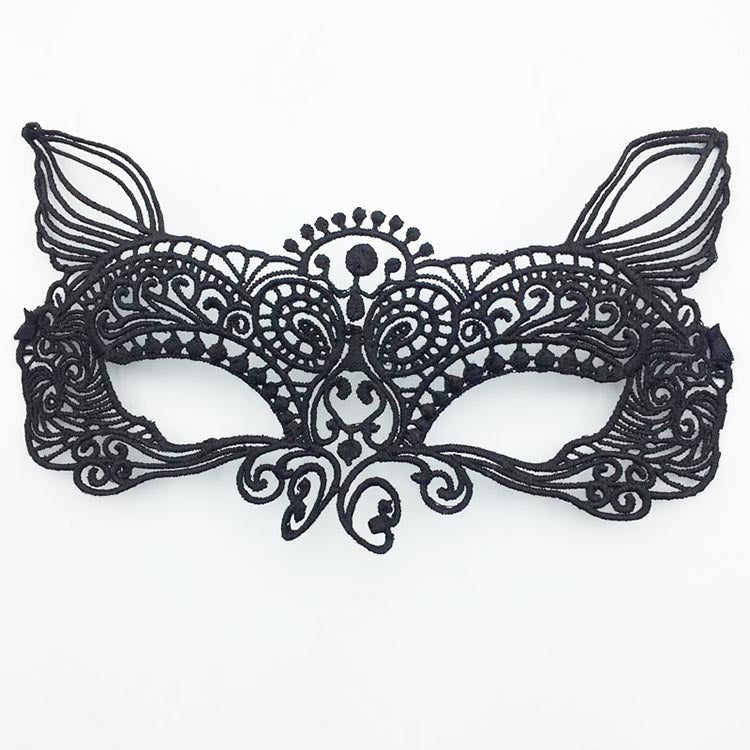 Delilah Cat - The Nevermore Gothic lace mask