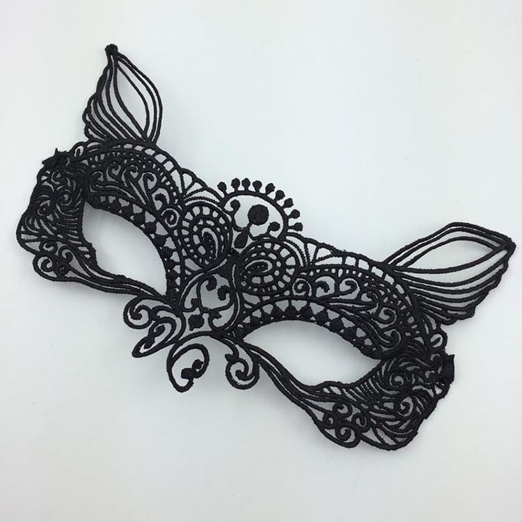 Delilah Cat - The Nevermore Gothic lace mask