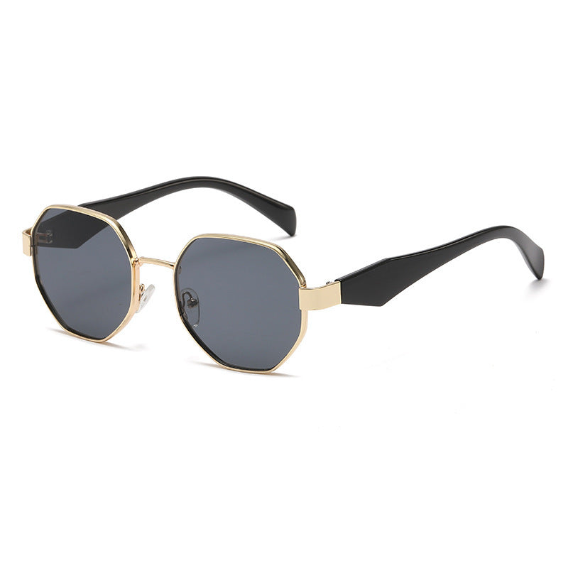 DivaDazzle - The Nevermore Sunglasses for Women