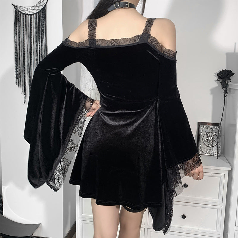 Ginger Shroud - The Nevermore Gothic Dress Lace Strapless Flared Sleeve