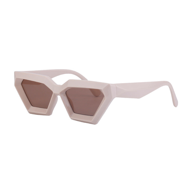 GracefulGlare - The Nevermore Sunglasses for Women