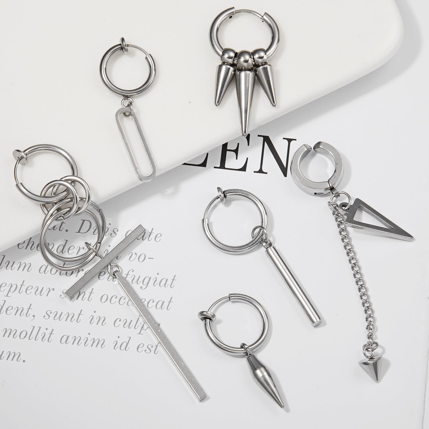 Kaito Gummybear - The Nevermore Men's Long Earrings