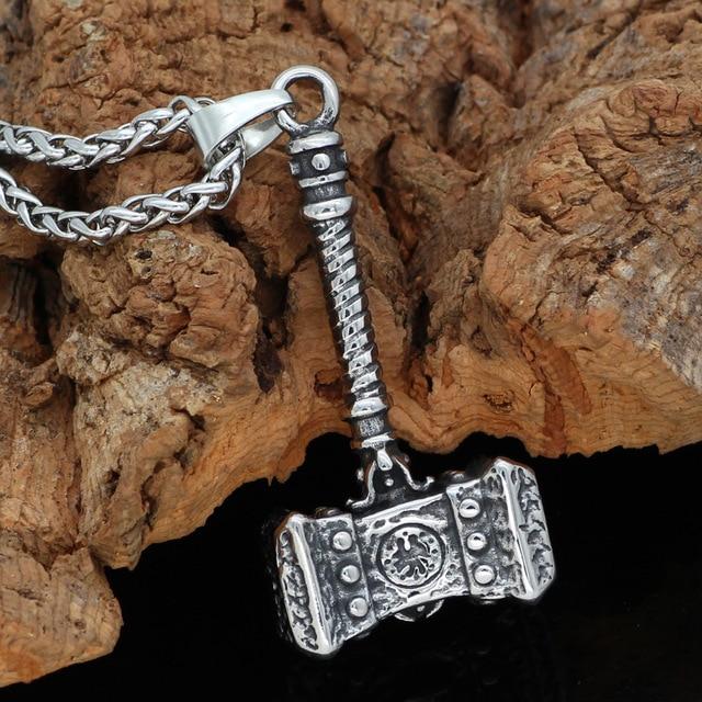 Lightning's War Mallet The Nevermore Gothic Pendant Necklace Titanium Steel Viking Norse