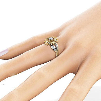 Luminous Sunflower - The Nevermore Gold-Plated Ring Zircon