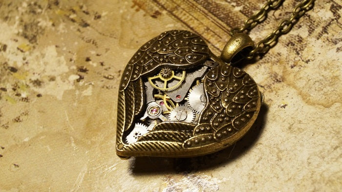 Mechanical Heart - The Nevermore Steampunk Pendant