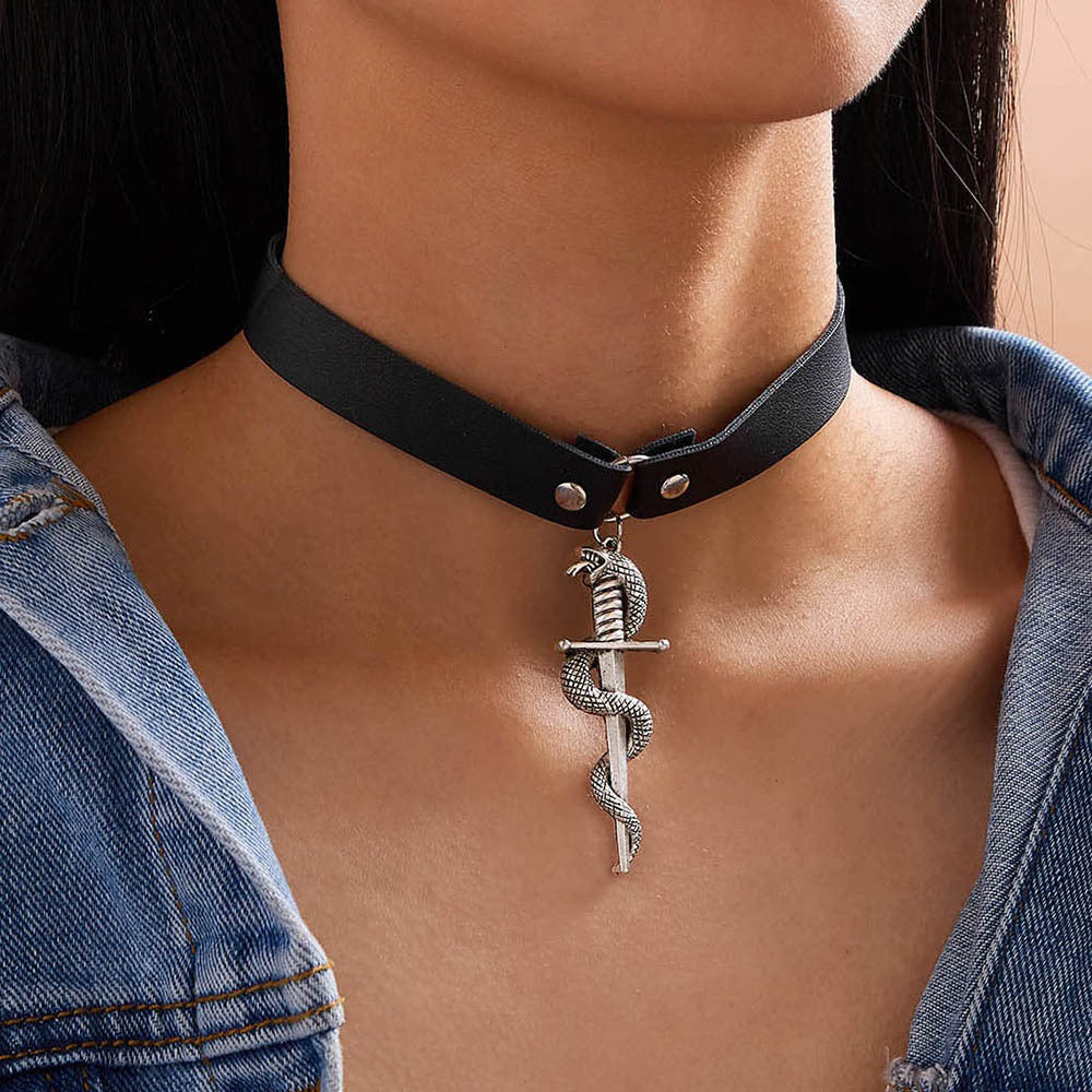 Python's Sword - The Nevermore Gothic Leather Choker necklace