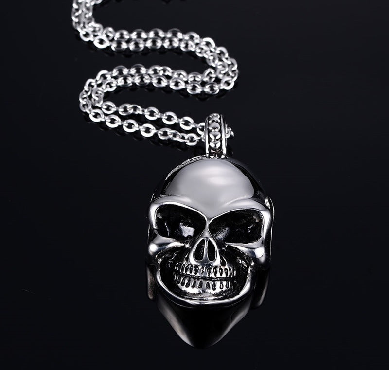 Rebel Ebonclaw Skull - The Nevermore Gothic Pendant