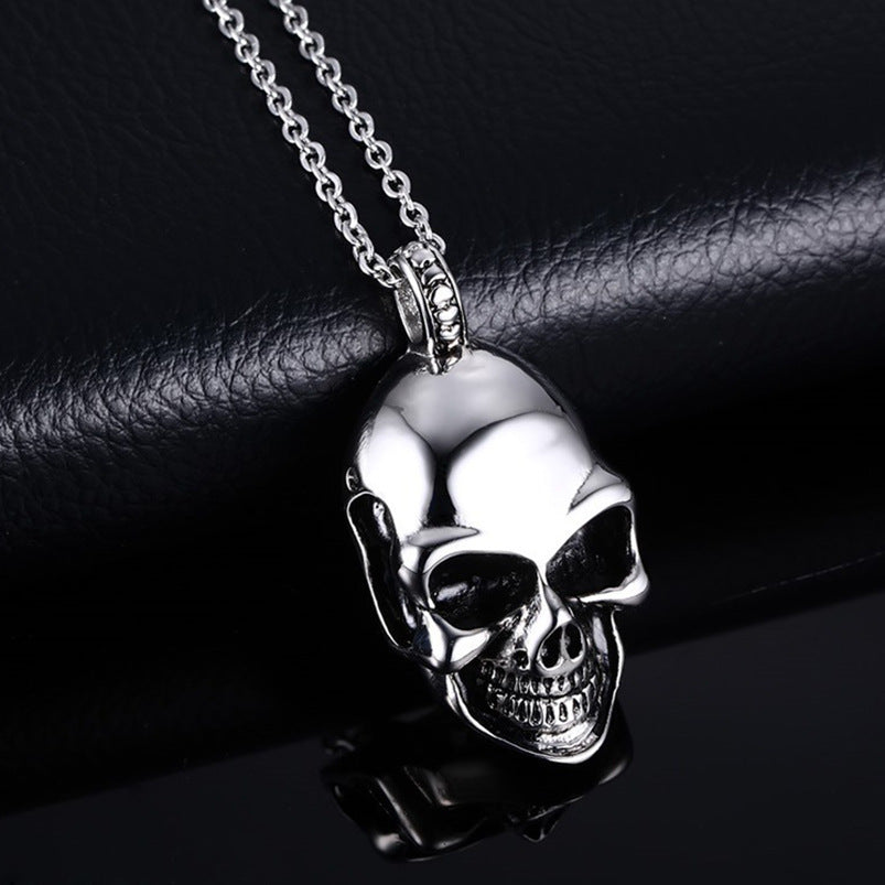 Rebel Ebonclaw Skull - The Nevermore Gothic Pendant