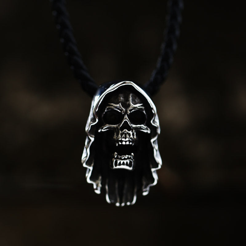 Retro Skull - The Nevermore Gothic Pendant Titanium Steel