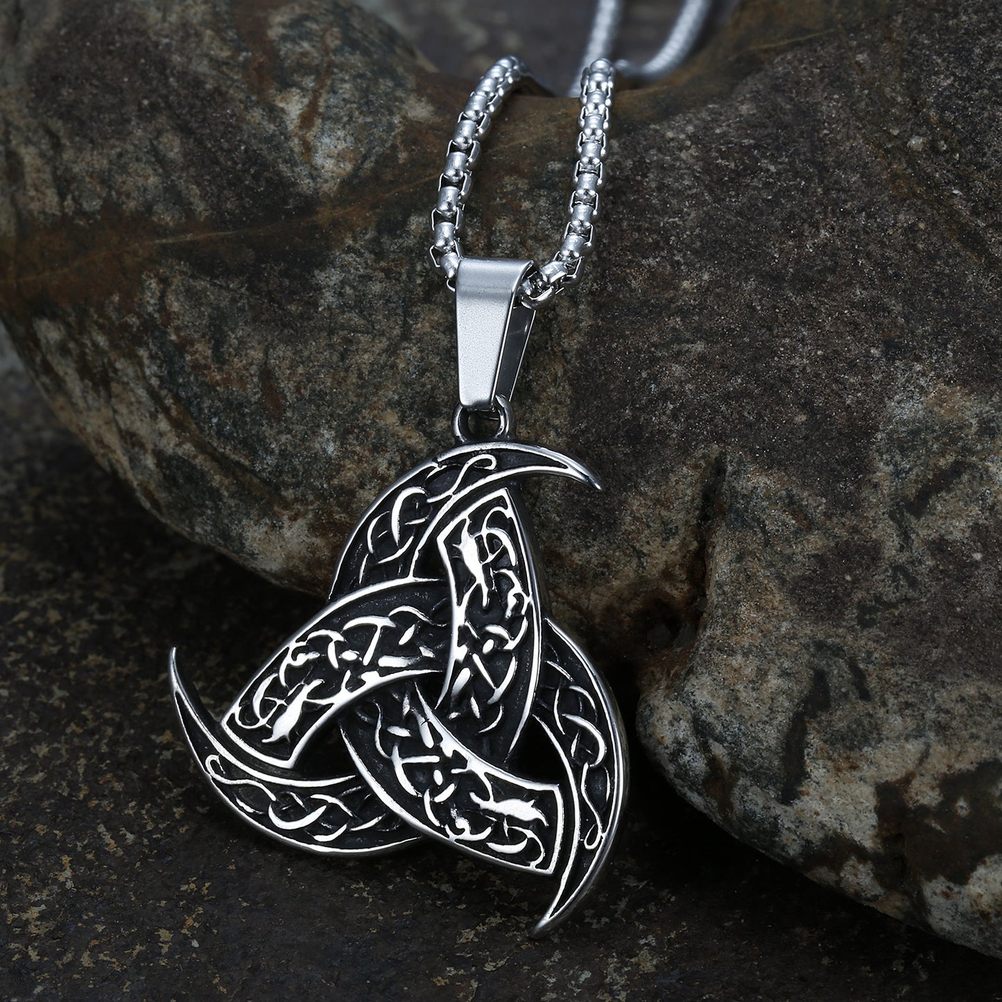 Triple Horn - The Nevermore Gothic Pendant Necklace Viking Norse Stainless Steel