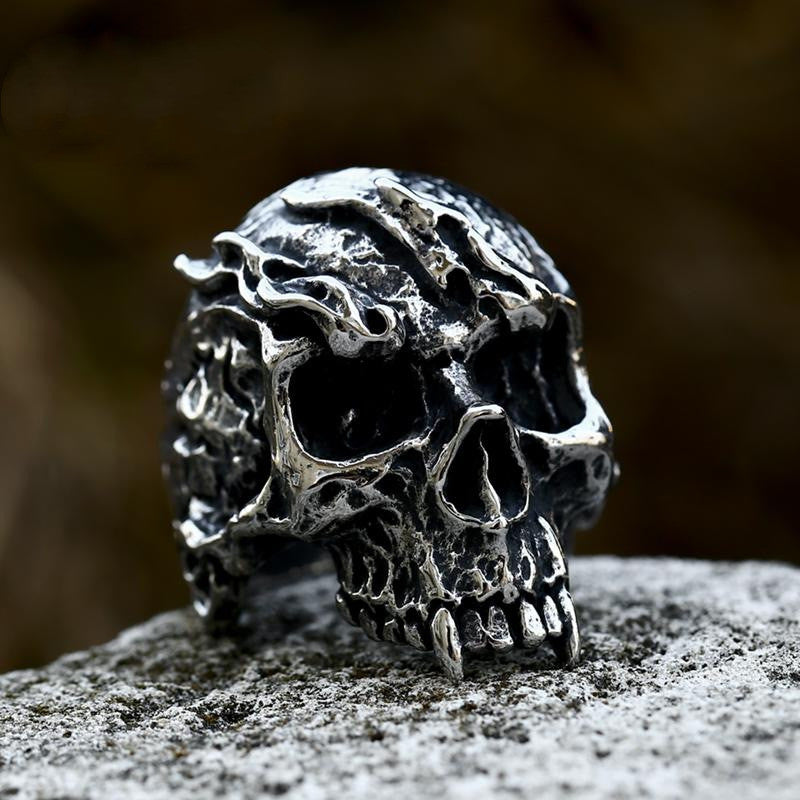 Vampire Skull - The Nevermore Gothic Rings Titanium Steel