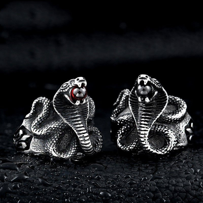Aggressive king cobra - The Nevermore Gothic ring – Unique Rings by Nevermore Lifestyle & Tech | 10 Red