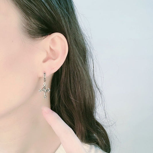 Bodie Starcrossed Crown Cross - The Nevermore Gothic Earrings Vintage – Unique Gothic Jewelry by Nevermore Lifestyle & Tech | Silver