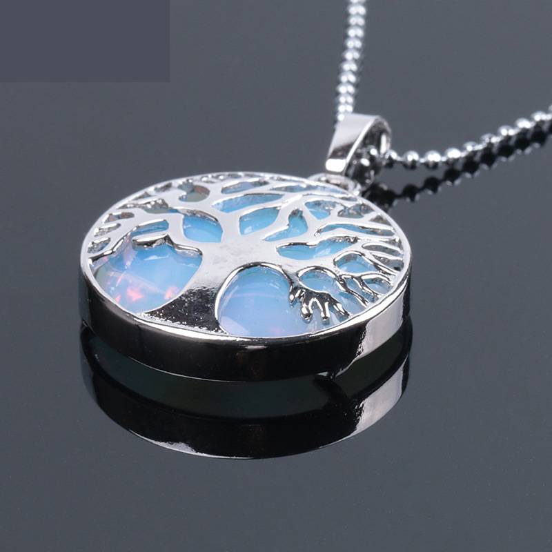 Cecilia Crosby - The Nevermore Pendant Natural stone – Unique Pendants - Necklaces by Nevermore Lifestyle & Tech | Q