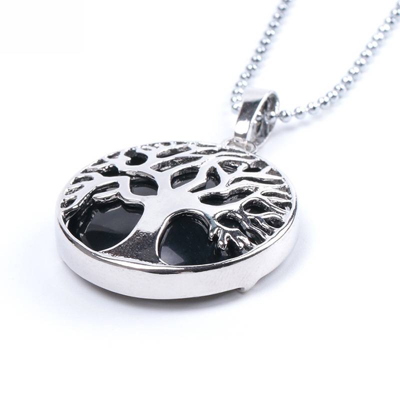 Cecilia Crosby - The Nevermore Pendant Natural stone – Unique Pendants - Necklaces by Nevermore Lifestyle & Tech | S