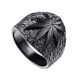 Celestial Elegance Band black maple-leaf ring detail