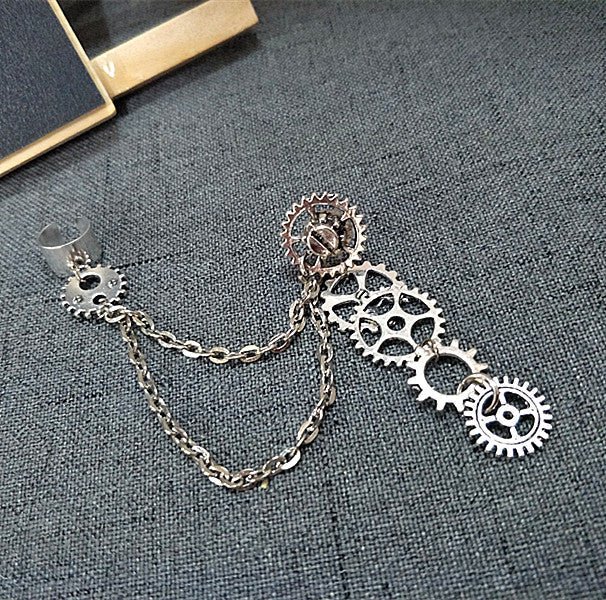 Chained Gears - The Nevermore Steampunk Ear - Cuff Ear - Wrap – Unique Steampunk Accessories by Nevermore Lifestyle & Tech | Silver