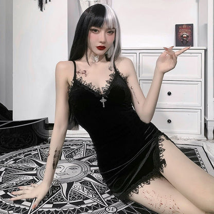 Dark Velvet - The Nevermore Gothic Dress – Unique Gothic Dresses by Nevermore Lifestyle & Tech | L Black