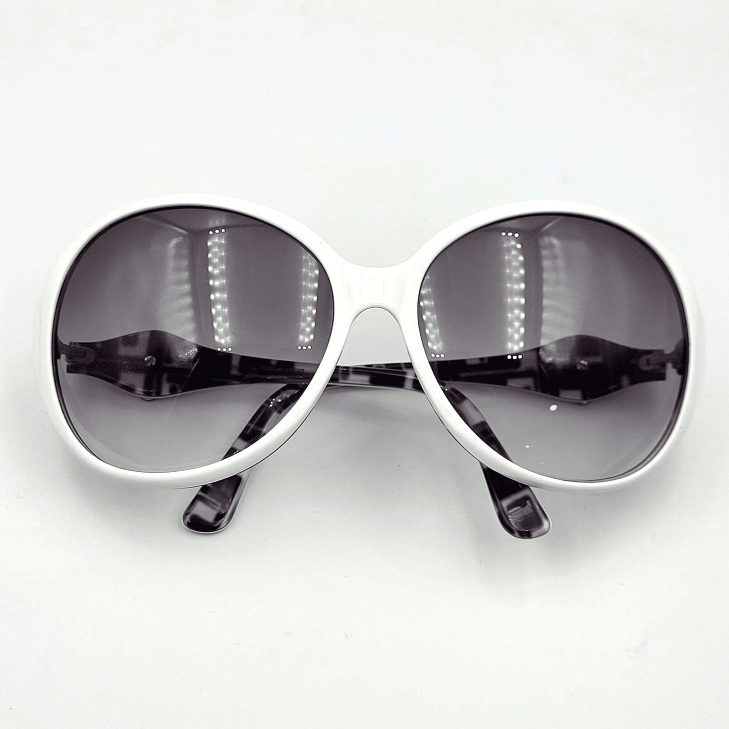Emilio Pucci 605S 108 – White Chic Sunglasses by The Nevermore – Unique Sunglasses by Nevermore Lifestyle & Tech |
