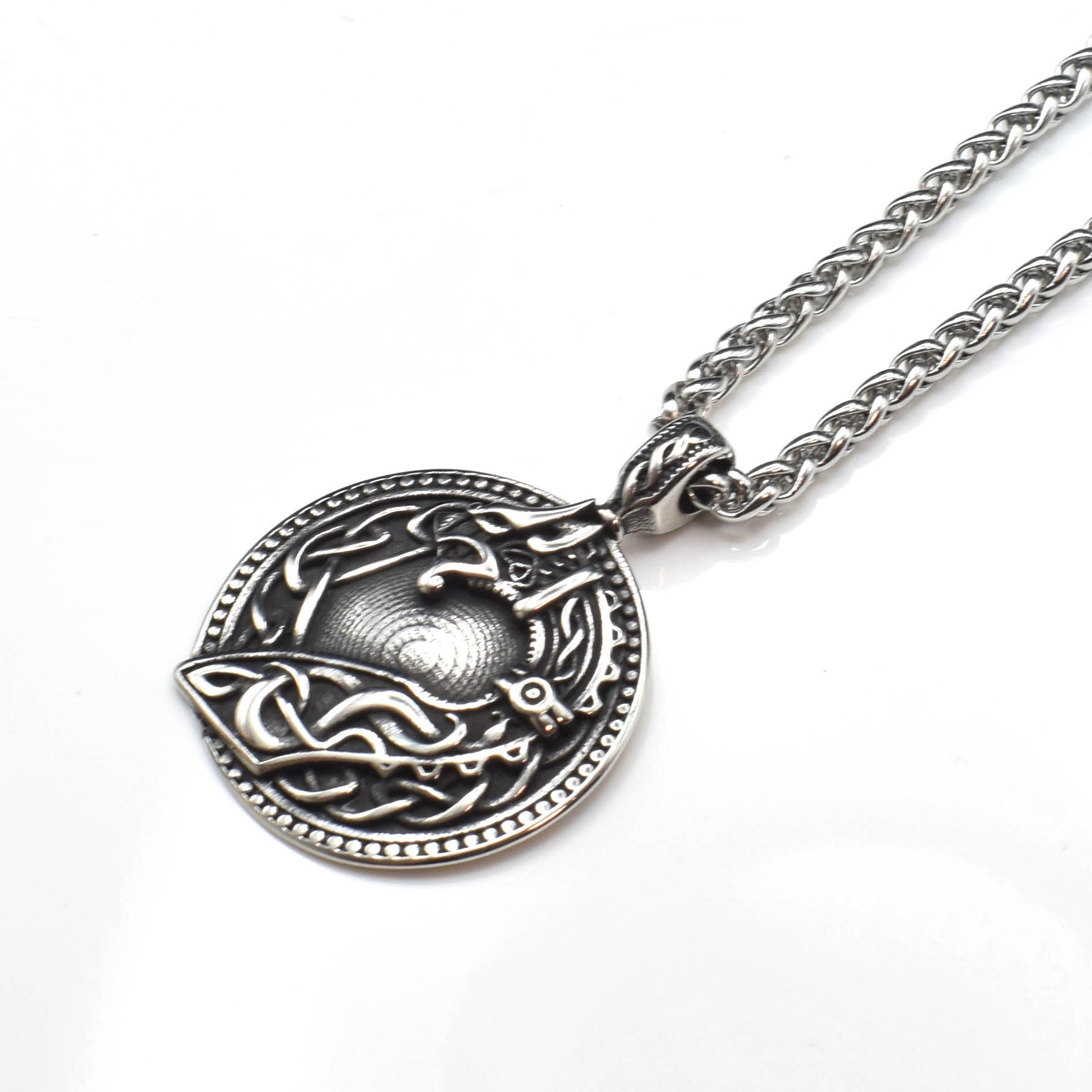 Frederick Dreadfrost - Gothic Pendant Necklace by The Nevermore – Unique Gothic Jewelry by Nevermore Lifestyle & Tech | Pendantnecklace Steel color