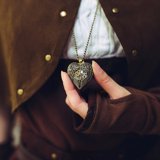 Mechanical Heart - The Nevermore Steampunk Pendant – Unique Pendants - Necklaces by Nevermore Lifestyle & Tech | Bronze