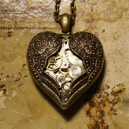 Mechanical Heart - The Nevermore Steampunk Pendant – Unique Pendants - Necklaces by Nevermore Lifestyle & Tech | Bronze