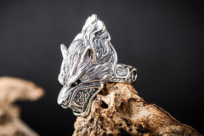 Mortis Wolf - The Nevermore Gothic Ring 925 Sterling Silver – Unique Gothic Jewelry by Nevermore Lifestyle & Tech | Silver 16