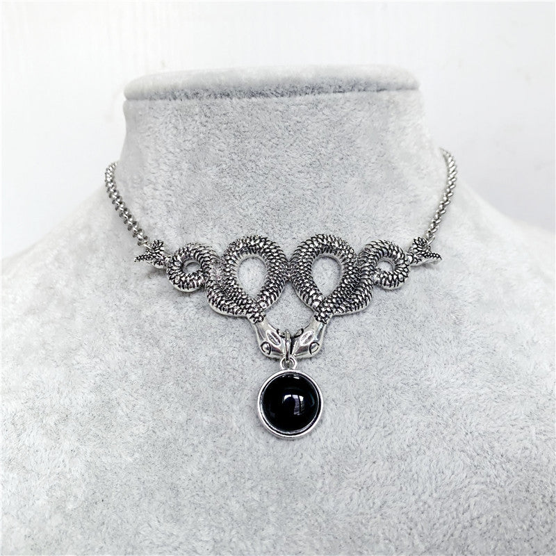 Mournshade – Gothic Necklace Snake by The Nevermore – Unique Gothic Jewelry by Nevermore Lifestyle & Tech | AQ1166