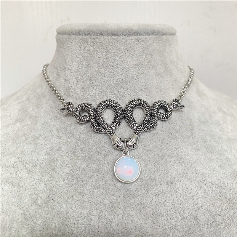 Mournshade – Gothic Necklace Snake by The Nevermore – Unique Gothic Jewelry by Nevermore Lifestyle & Tech | AQ1171