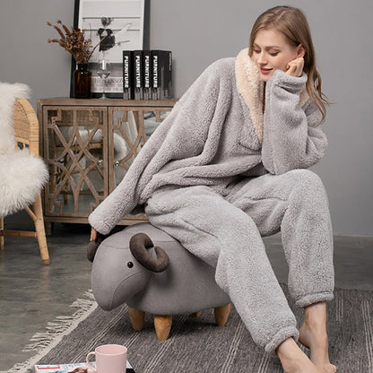RelaxedWear Chic - The Nevermore Pajama Set for Women – Unique Women`s Pajamas by Nevermore Lifestyle & Tech | 2XL Gray