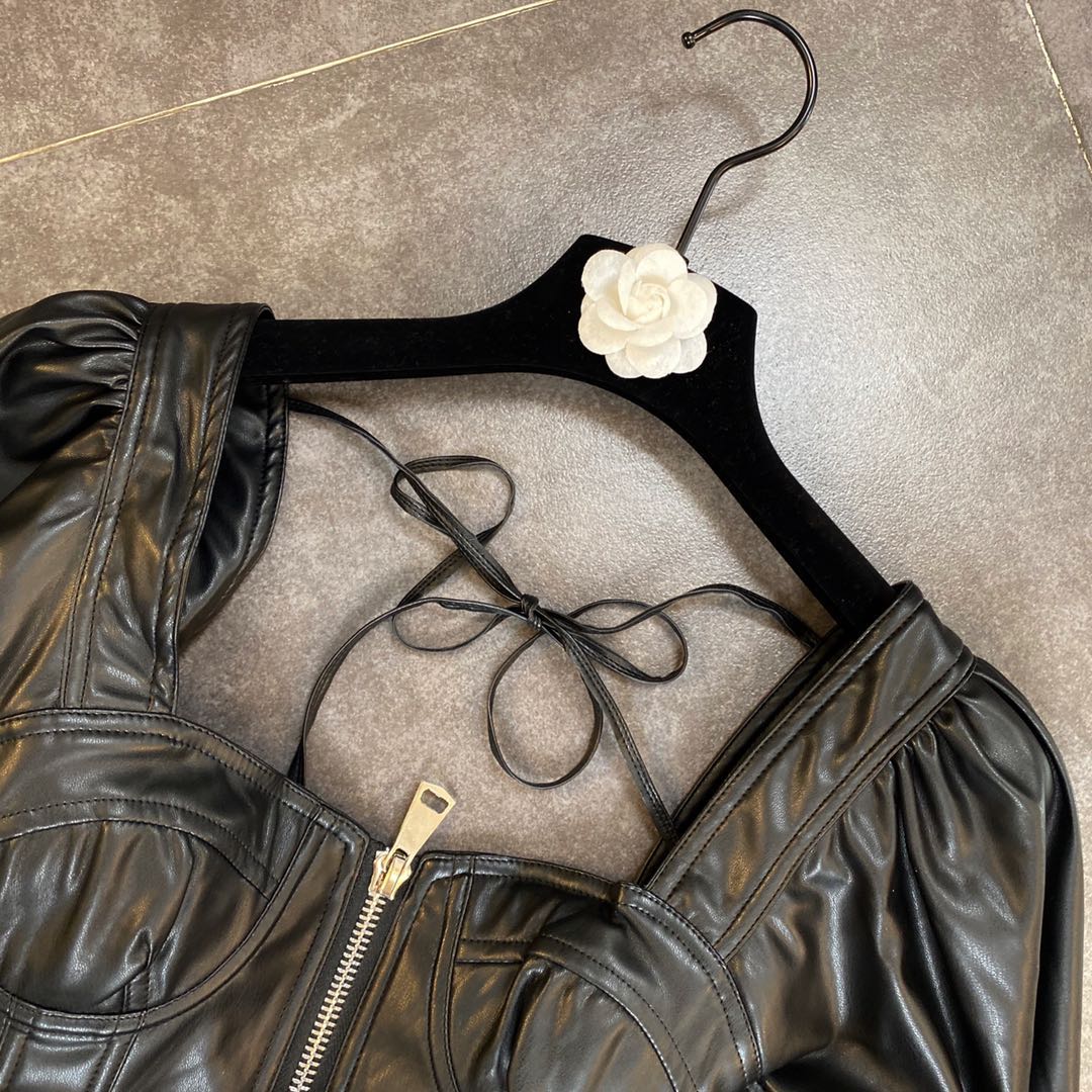 Shadowed Elegance - The Nevermore Vintage Top Leather Blouse for Women – Unique Gothic Fasfion by Nevermore Lifestyle & Tech | L Black