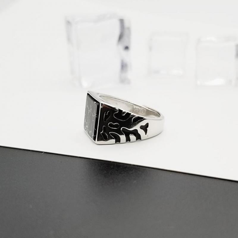 Square Black Stone Vintage - The Nevermore Ring 925 Sterling Silver – Unique Rings by Nevermore Lifestyle & Tech | Black