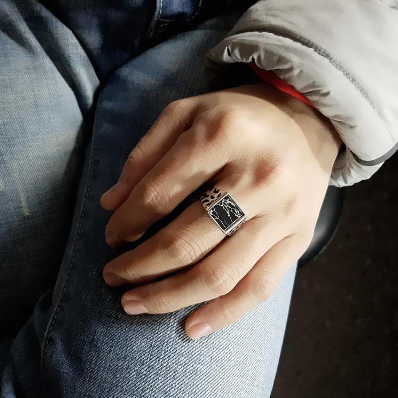 Square Black Stone Vintage - The Nevermore Ring 925 Sterling Silver – Unique Rings by Nevermore Lifestyle & Tech | Black