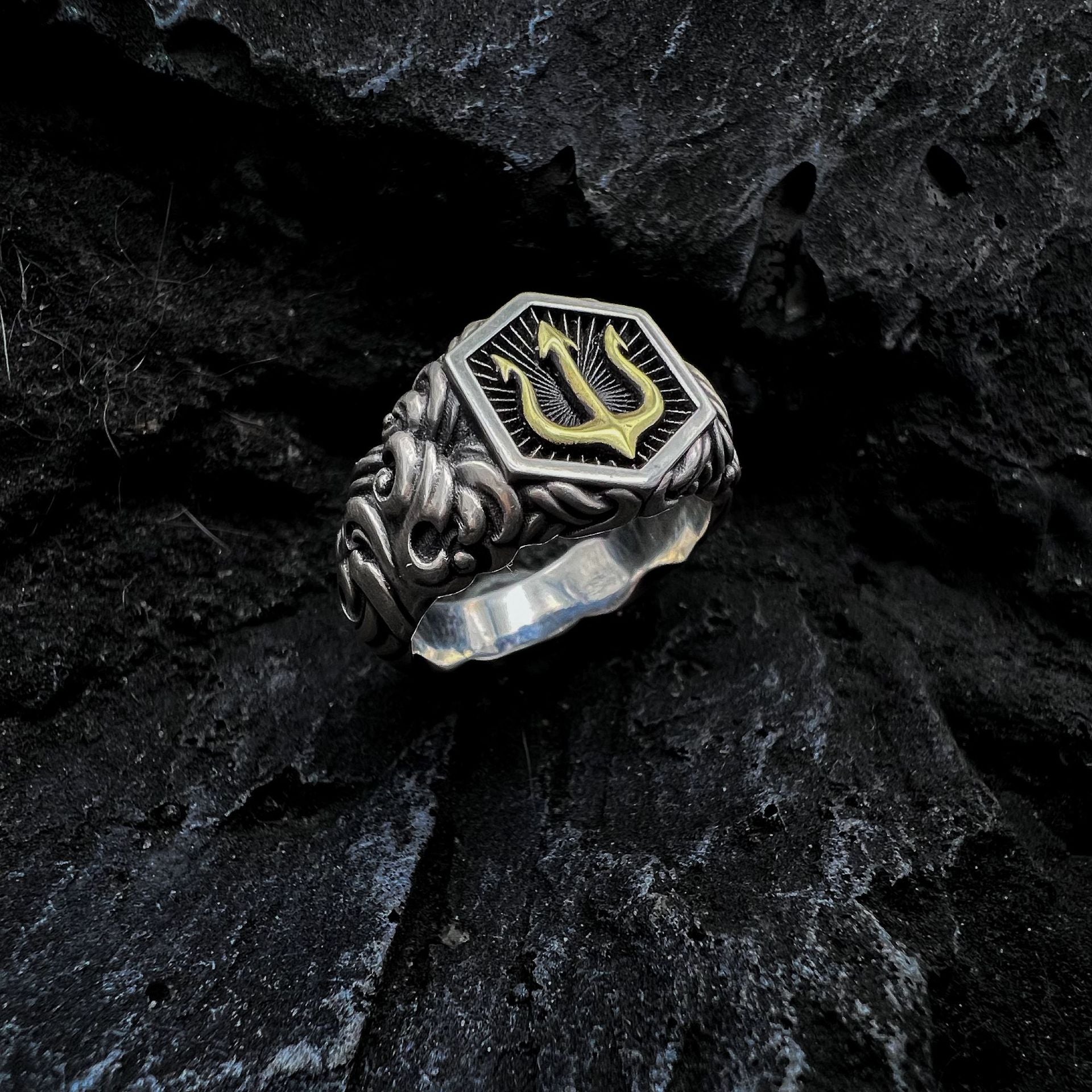 The Trident of Poseidon - The Nevermore Ring – Unique Rings for Men by Nevermore Lifestyle & Tech | Adjustable opening Silver