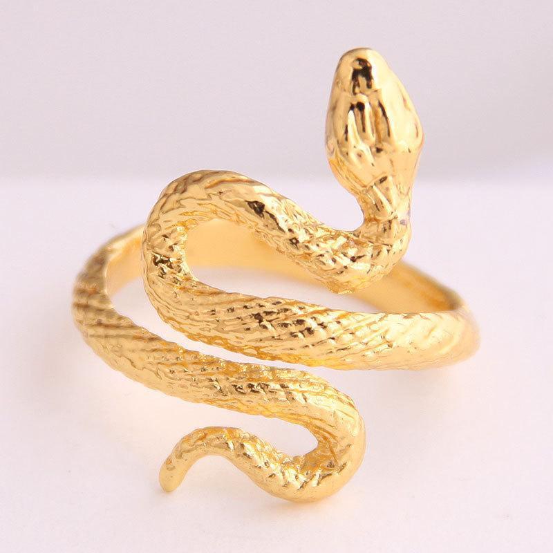 Thornvale – Snake Pattern Punk Ring Set by The Nevermore – Unique Rings by Nevermore Lifestyle & Tech | Adjustable 1 Gold