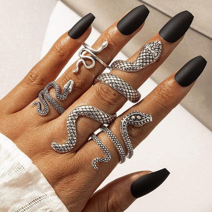 Thornvale – Snake Pattern Punk Ring Set by The Nevermore – Unique Rings by Nevermore Lifestyle & Tech | Adjustable 4 Pieces Of Silver