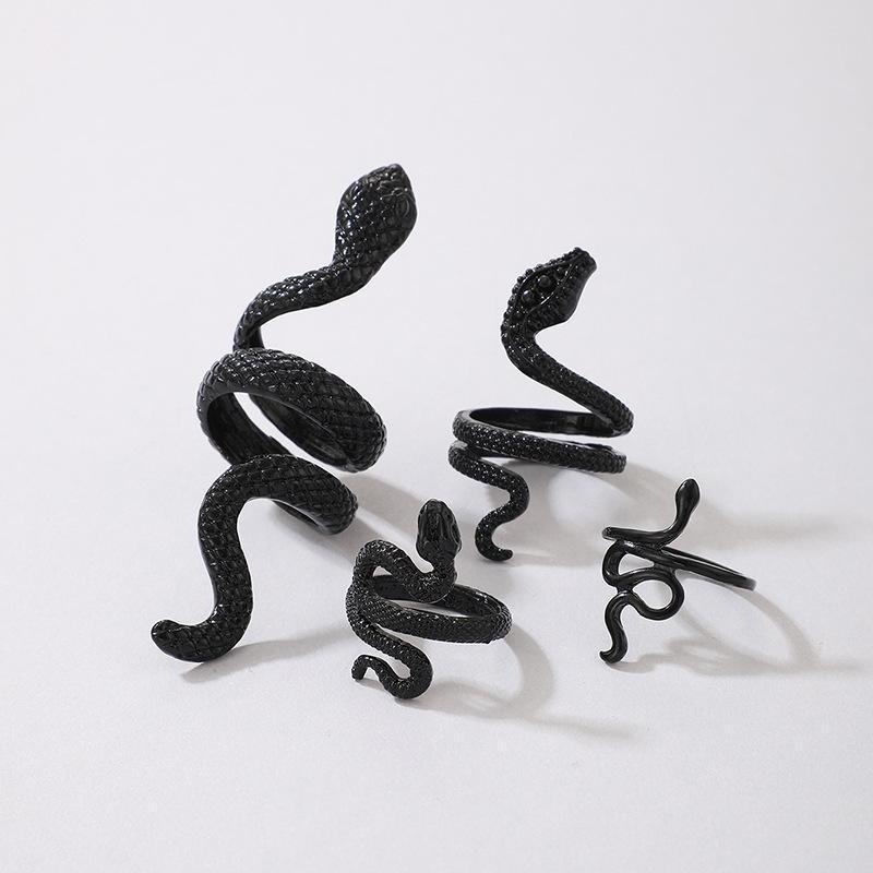 Thornvale – Snake Pattern Punk Ring Set by The Nevermore – Unique Rings by Nevermore Lifestyle & Tech | Adjustable Black 4 Pieces