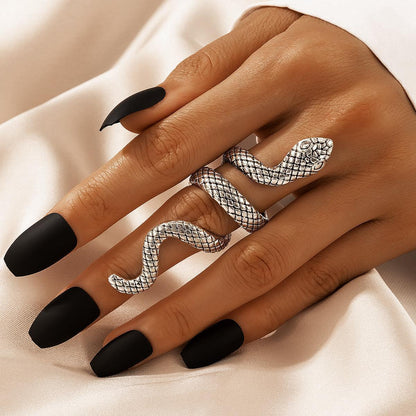 Thornvale – Snake Pattern Punk Ring Set by The Nevermore – Unique Rings by Nevermore Lifestyle & Tech | Adjustable Cobra Silver
