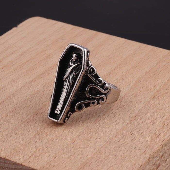 Vampire's Coffin - The Nevermore Gothic Ring – Unique Gothic Rings by Nevermore Lifestyle & Tech | Diameter1.9cm